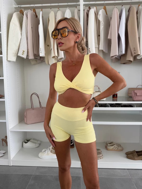 BIANCA - COMPLETO TOP E SHORTS